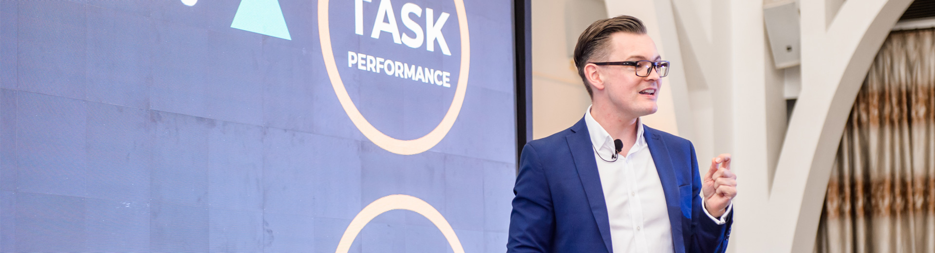 Performance Scientist James Hewitt in Singapore for an Opus by Prudential even